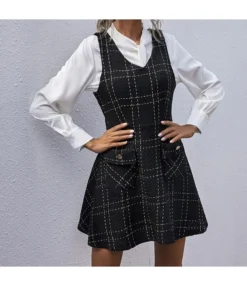 Wholesale Sleeveless Gingham Pocket Short Dress SD210443